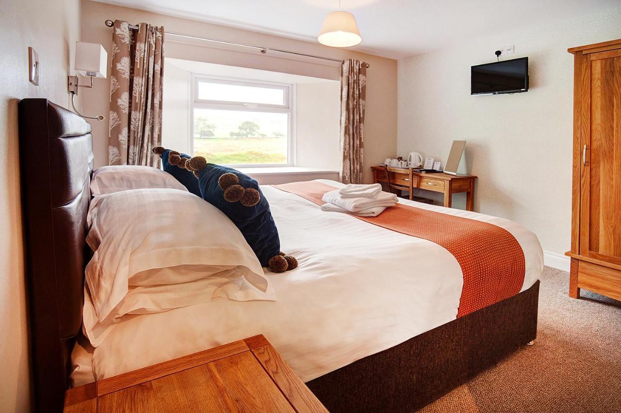 The Twice Brewed Inn Bardon Mill Extérieur photo