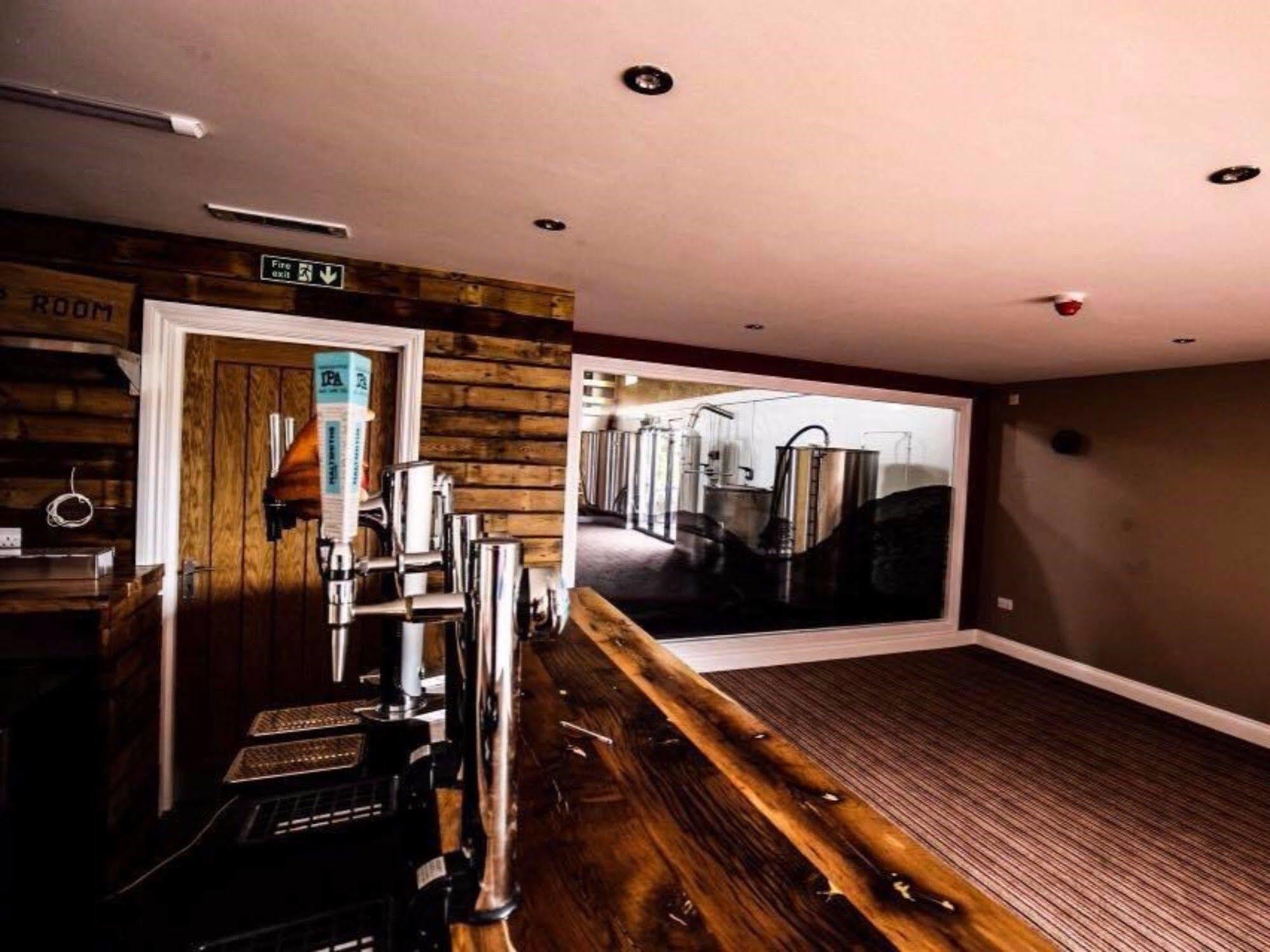 The Twice Brewed Inn Bardon Mill Extérieur photo